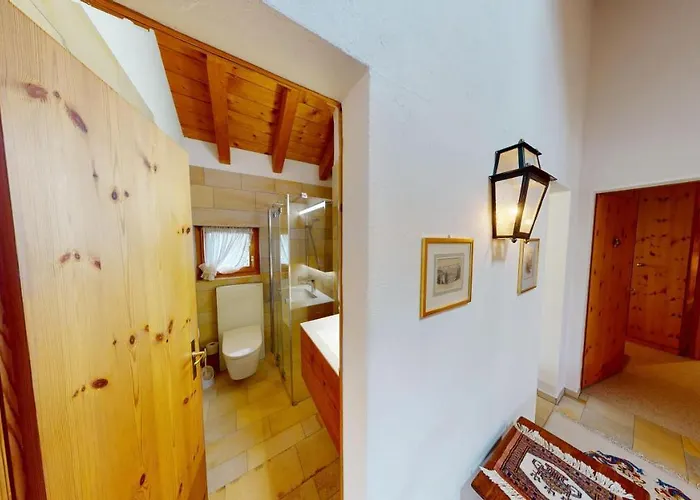 Lodola Daire Pontresina